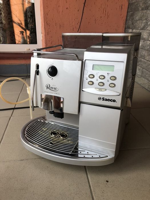 Ремонт обслуговування кавоварок Saeco Delonghi Philips кофемашин