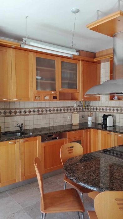 Apartamento T2 para Férias na Nazaré – Em Frente à Praia!