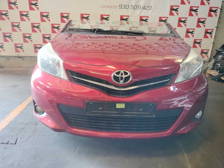 Frente Completa Toyota Yaris 1.0 VVTi 2013 2013 #F81