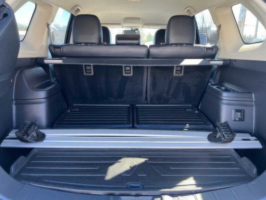 Mitsubishi Outlander PHEV SEL      2018