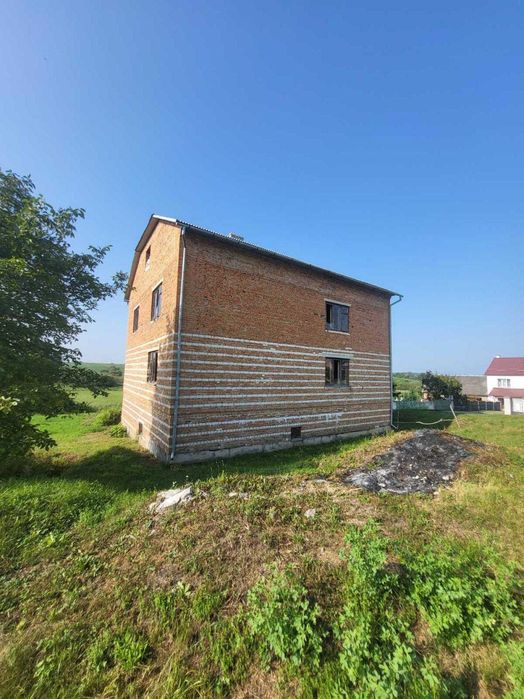 Ціла будівля / Нова, Новий Мілятин, Буський район