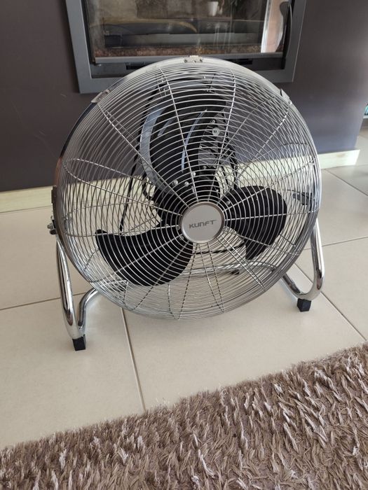 Ventoinha de chão Kunft 50cm de 110W