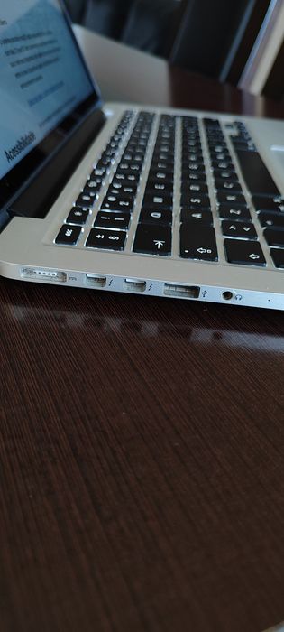 MacBook Pro Retina 13" 2015 | i5 | 8GB RAM | SSD 128GB |