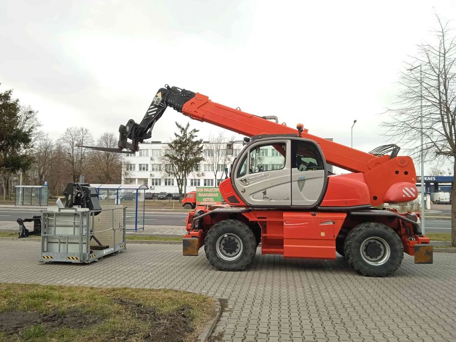 Manitou MRT 2150+ Privilege  2 580 mth.