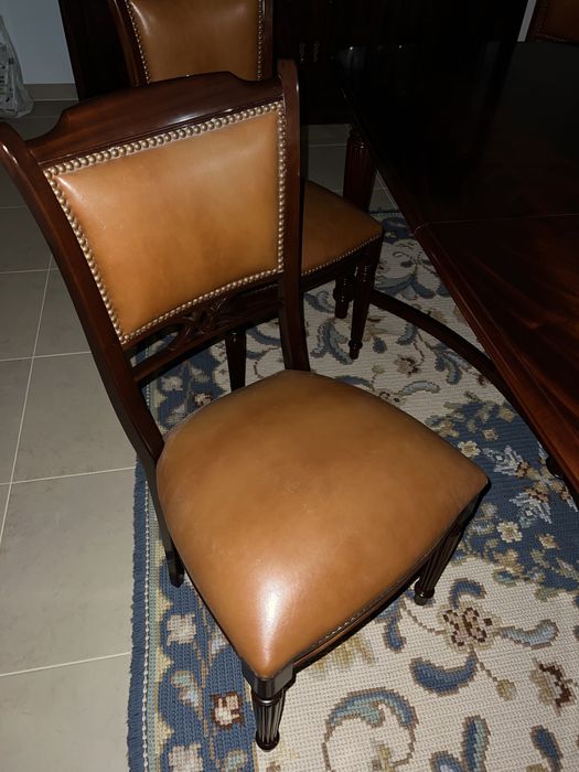 Mesa Clássica de Madeira Maciça c/Tamanho Ajustável