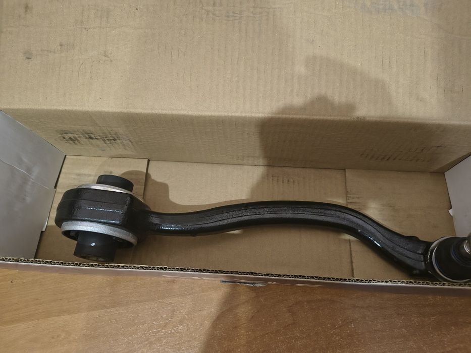 рычаг Mercedes C-class,W203,CLC,CLK,SLK