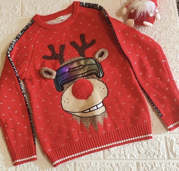 Детский свитер новогодний
