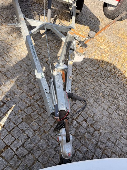 Atrelado de transporte basculante 3Toneladas de eixo duplo