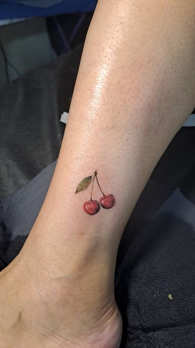 Тату на любу тематику у різних стилях