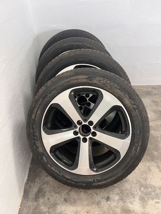 Jantes 19” e pneus 235/55R19 - Mercedes GLC