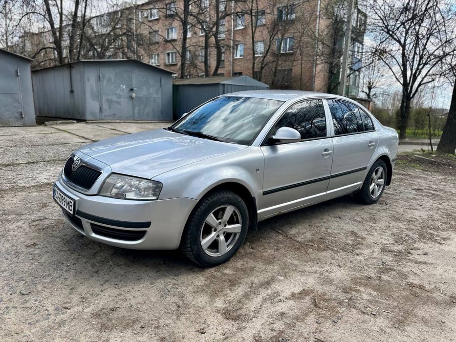Skoda Superb 2008 год  1.8