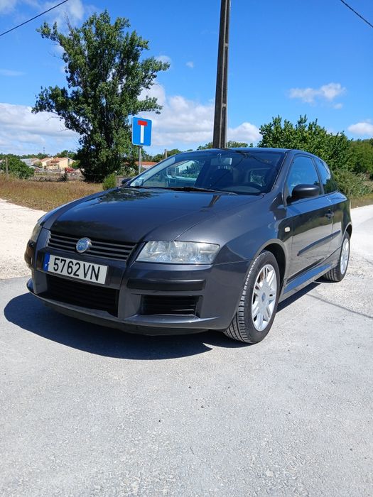 Fiat stilo 1.2 gasolina so 130.000 klm muito estimado com Ac a funcionar