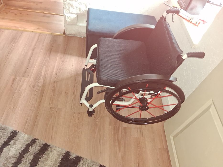 Sprzedam wózek inwalidzki aktywny