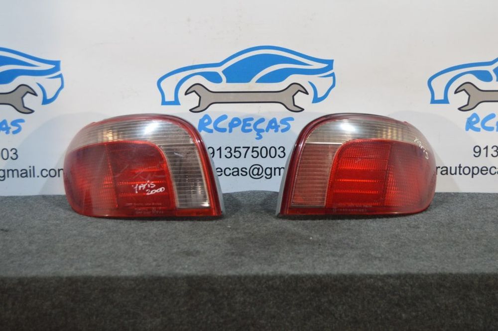 FAROLIM FAROLINS TRASEIRO TRÁS ORIGINAIS 8156052020 TOYOTA YARIS P1