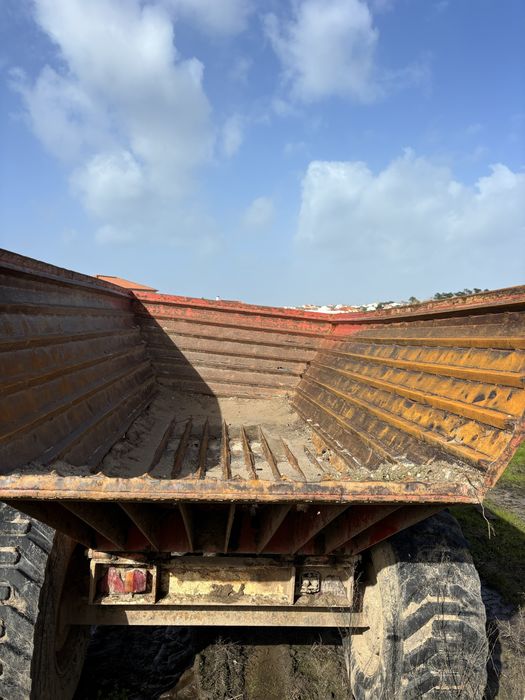 Reboque dumper herculano