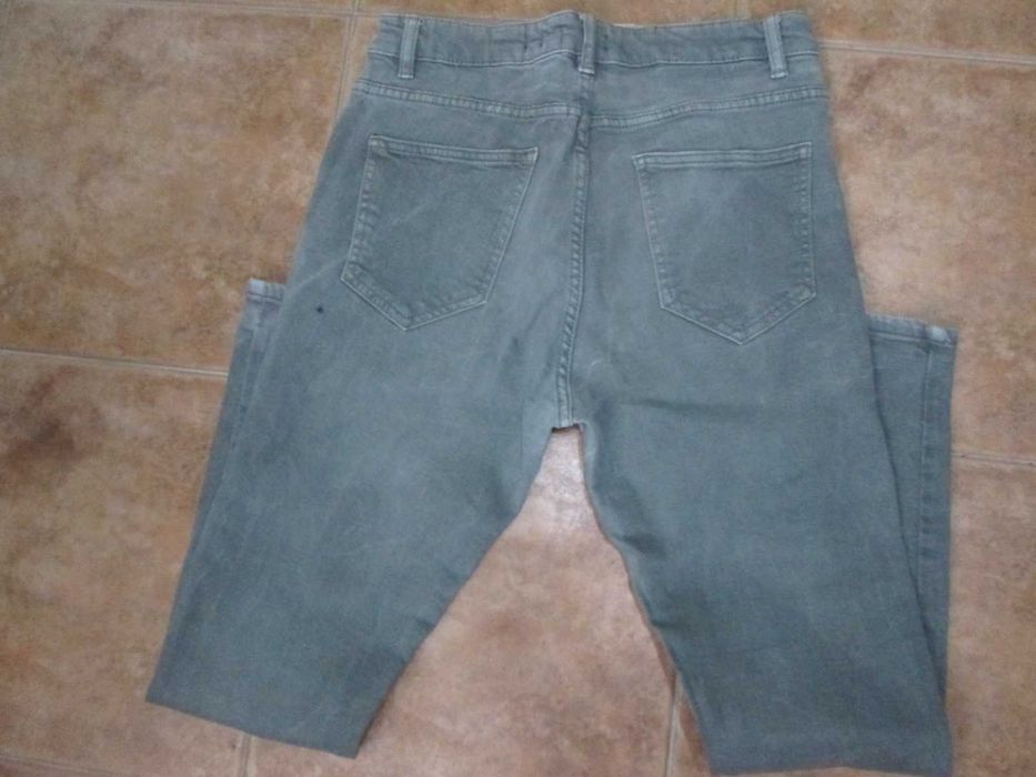 Mala preta com prateado, e calcas n 42