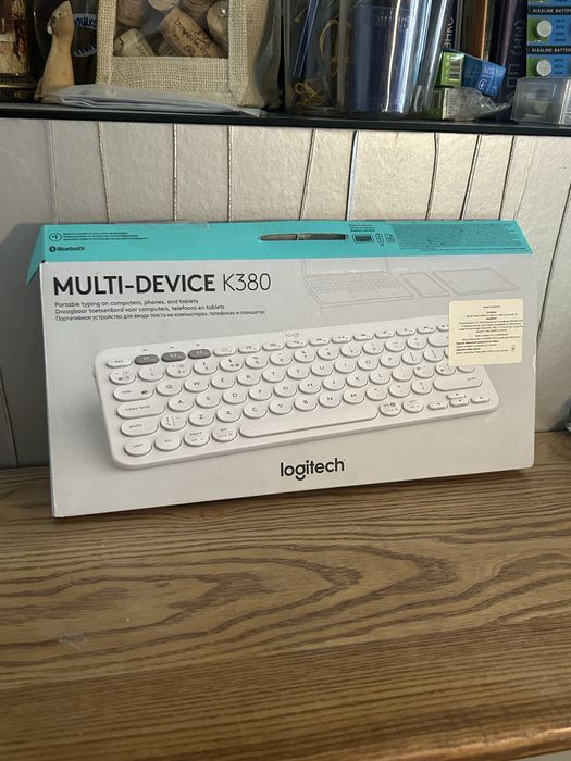 Клавiатура Logitech Multi-Device Bluethooth Keyboard K380