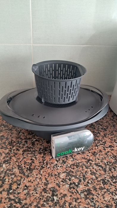 Bimby TM5 com Cook-Key – Muito Pouco Uso
