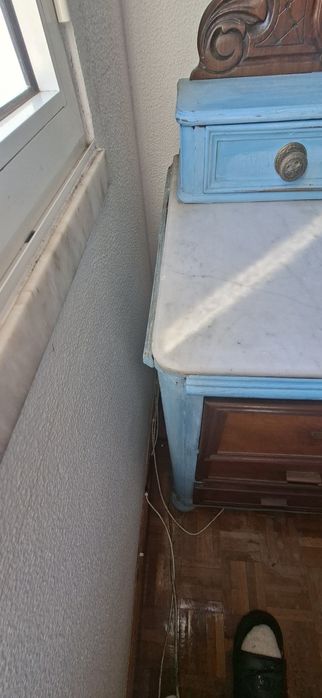 Móvel de quarto antigo