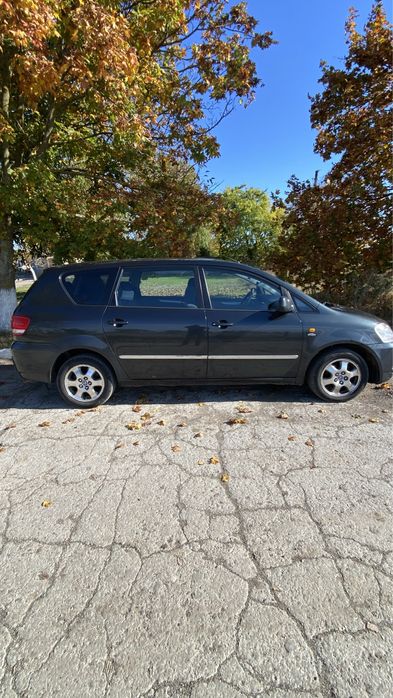 Toyota Avensis Verso