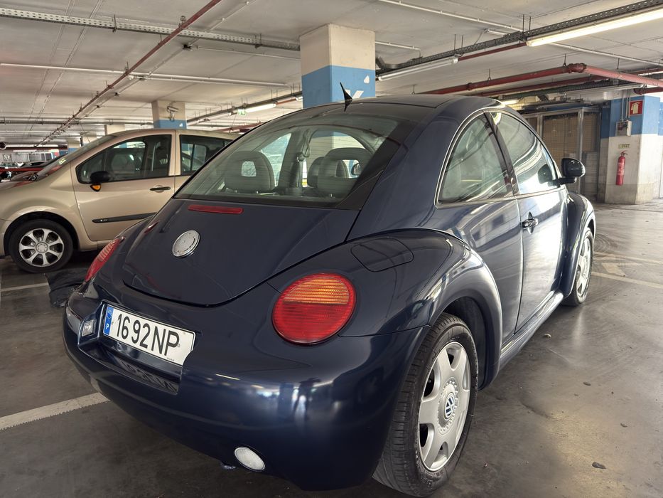 Volkswagen New Beetle — fotografia 7