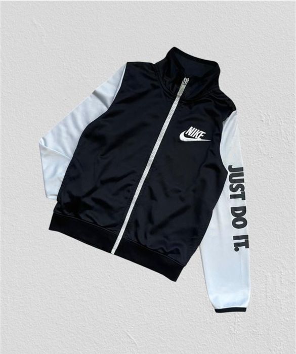 олімпійка, кофта Nike на хлопчика 5/6 років