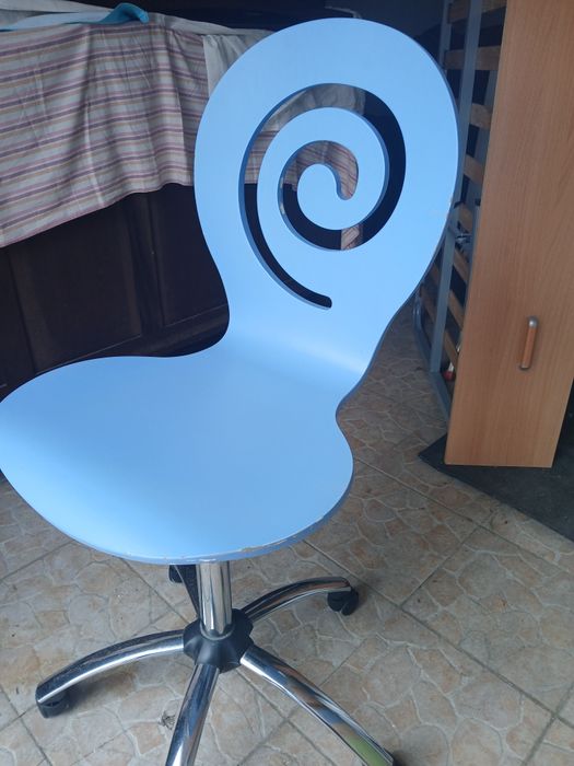 Cadeira quarto criança