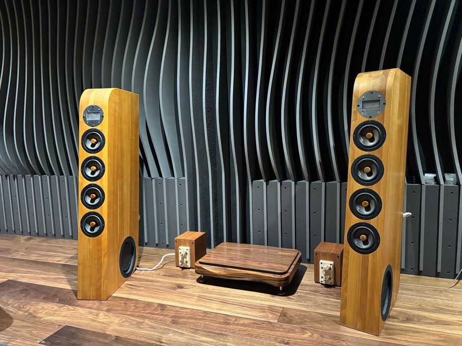 Audiomanufacture W10 by Boenicke Audio