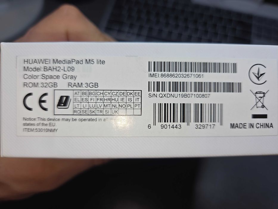 Tablet Huawei MediaPad M5 lite WiFi - 3/32 GB