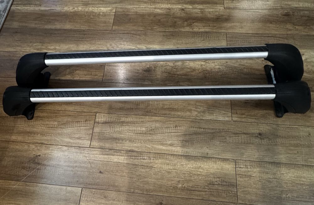 Bagażnik dachowy bez relingów Ford focus mk3