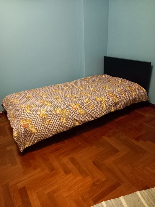 Cama solteiro com extrado e colchão