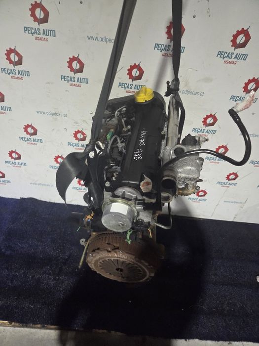Motor completo RENAULT Clio II (BB0/1/2_, CB0/1/2_)
