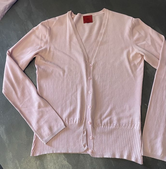 Różowy, rozpinany sweter z wiskozy