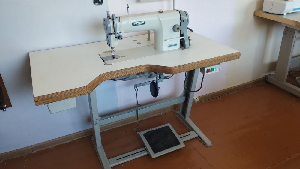 Машинка промислова SIRUBA