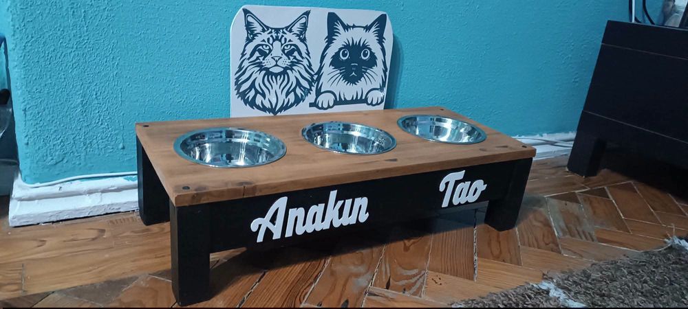 Comedouros em madeira para gatos