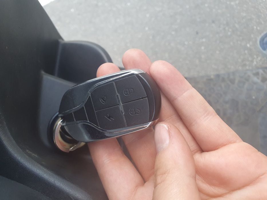 Продам електроскутер Maxxter Nova  — LED-світло, багата комплектація