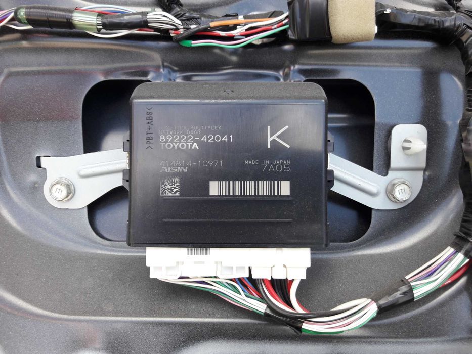 Електропроводка багажника РАВ 4