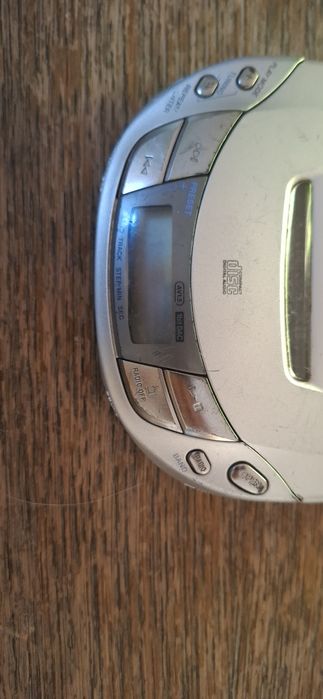 Discman Sony D-F413