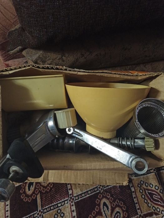 Соковыжималка " Струмок-2".