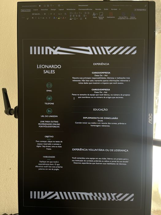 Monitor AOC com entrada HDMI e VGA