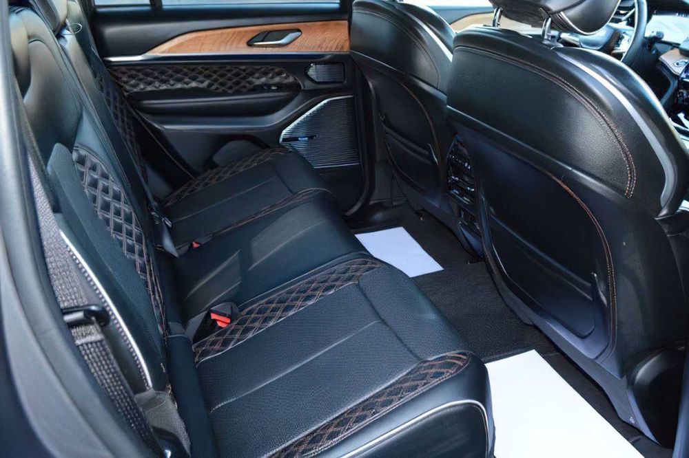 Jeep Grand Cherokee Summit 4xe      2023