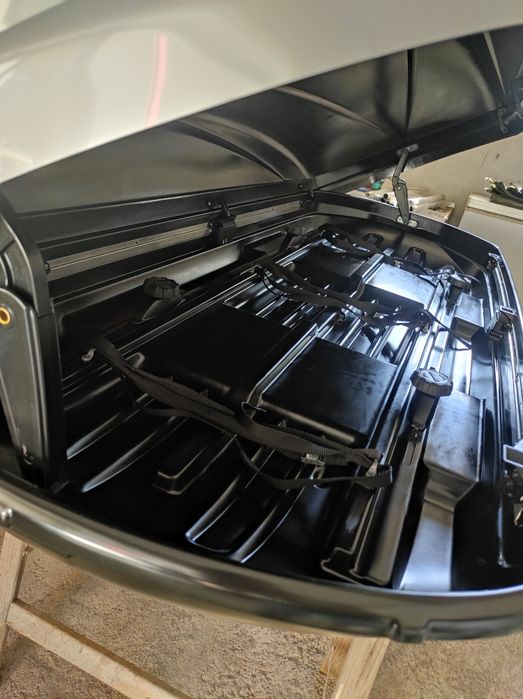 Bagageira Thule 800 + Barras 769+ Pés 757