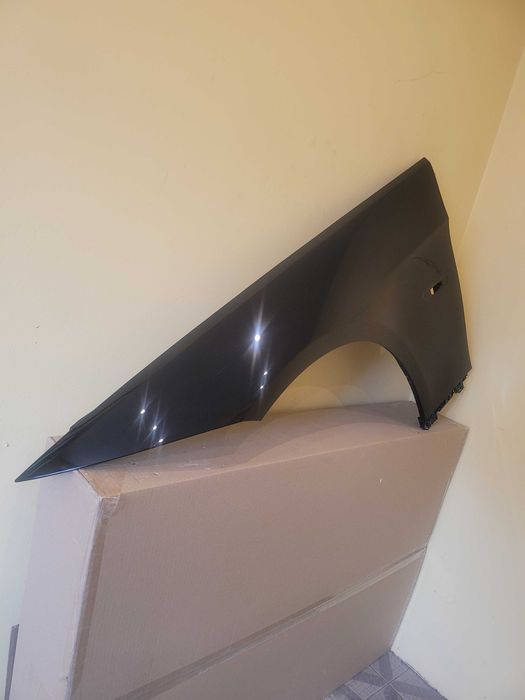 Bmw 3 E92/93  błotnik lewy kolor 416