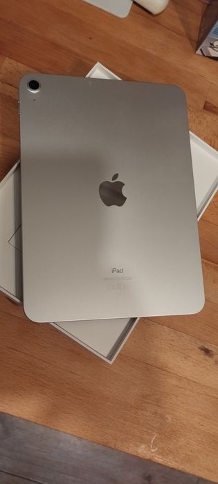 Apple iPad 10 64GB, idealny stan, prawie nowy!