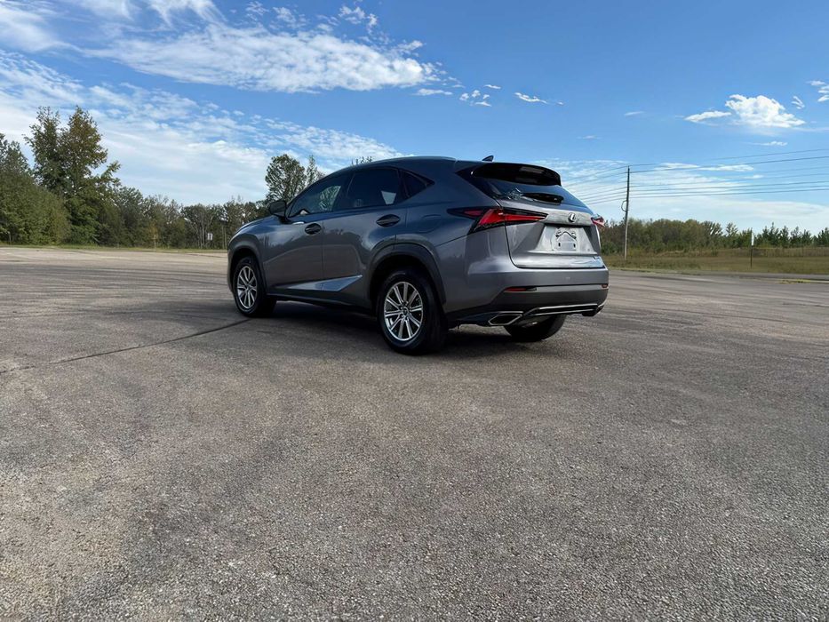 Lexus NX 300      2019