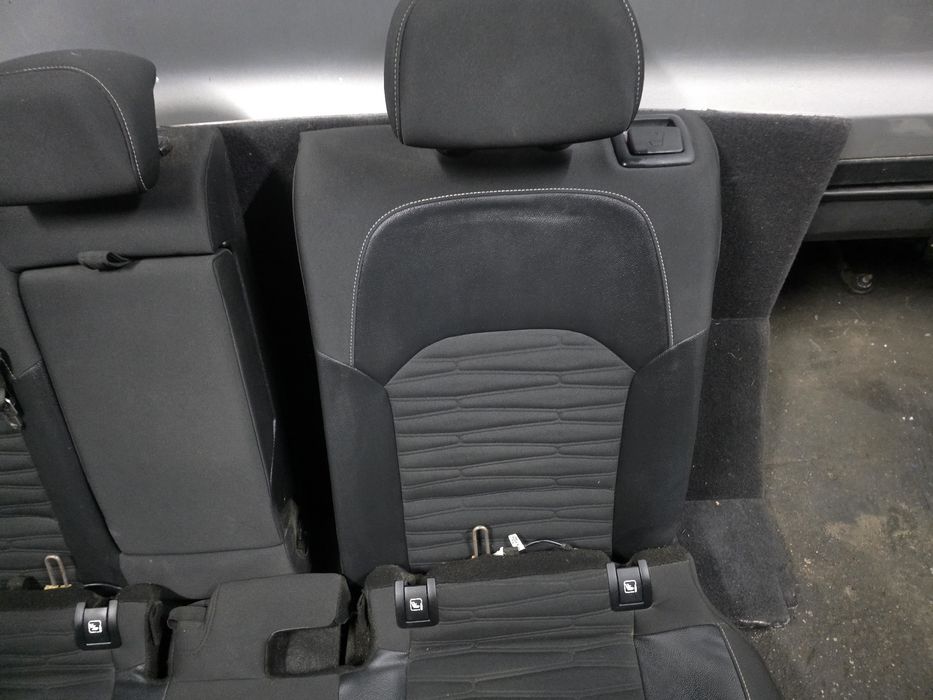 Fotele kanapa wnetrze kia proceed III