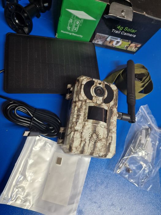 câmara de caça 4G com painel solar (comumente designada como 4G Solar Trail Camera)