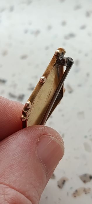 Брошка золота 375