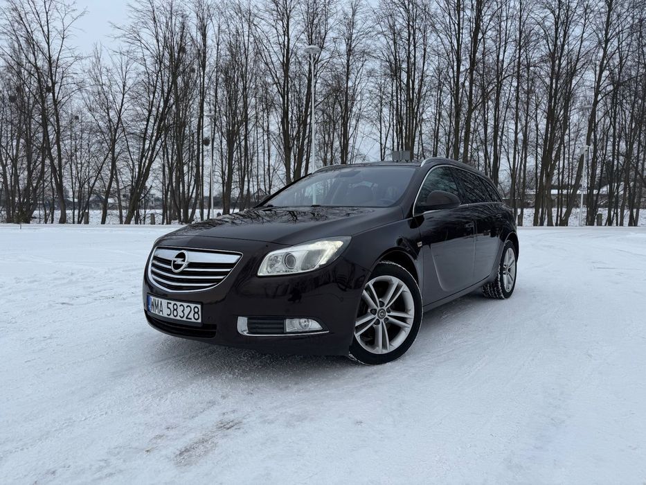 Opel Insignia BiTurbo 194km 4x4 bogate wyposażenie, po serwisie olej+filtry,
