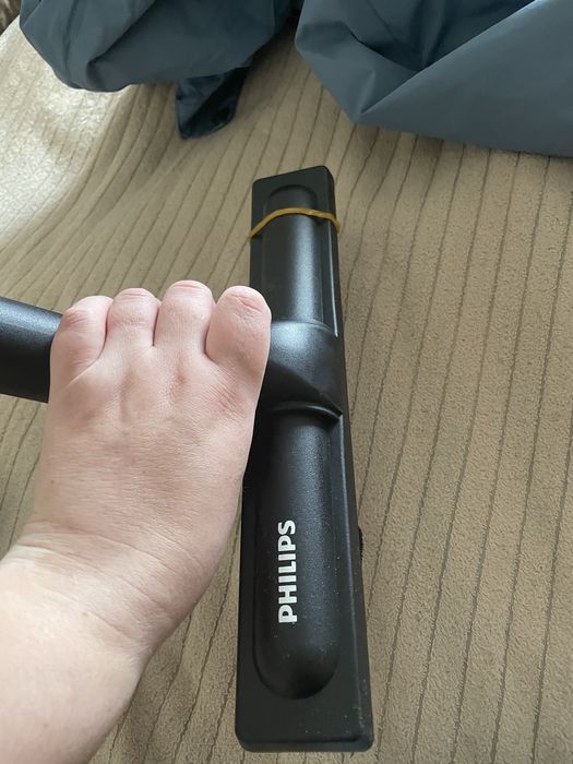 Продам щетку для пылесоса Philips для паркета